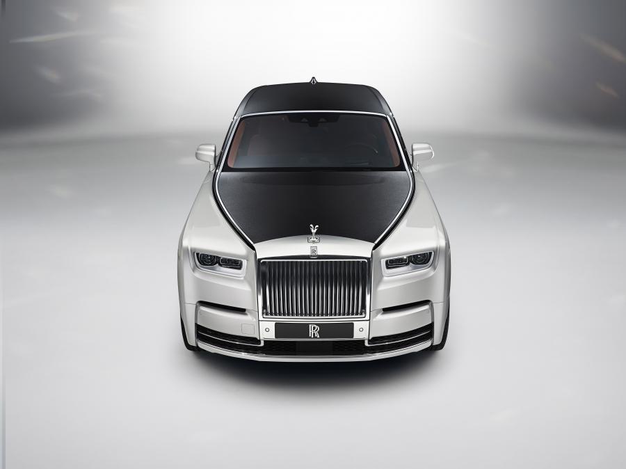  Rolls-Royce Phantom 2017 года  (WW) (фото 2 из 75)